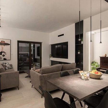 Chania City Luxury Dreams Apartment In The Heart Of Chania Buitenkant foto